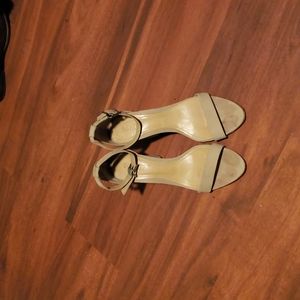 Amber light heels, size 9B